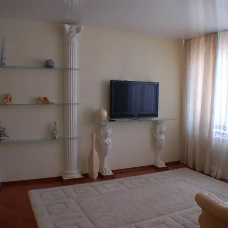 Apartament On Prospect Nezavisimosti Mińsk
