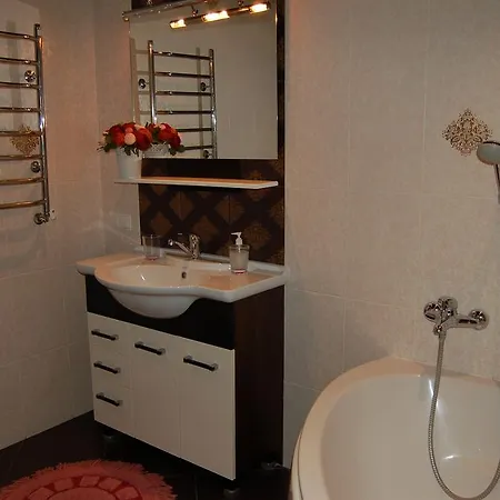 Apartament On Prospect Nezavisimosti